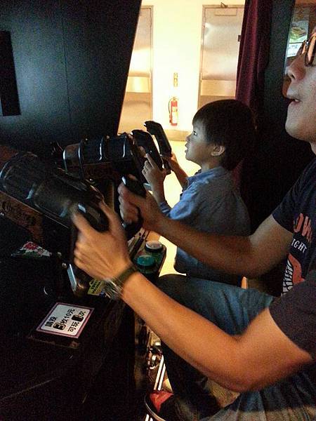 11263984_394065384128920_4174528361103008297_n