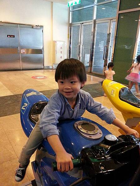 11265132_394065797462212_5051963870552951434_n