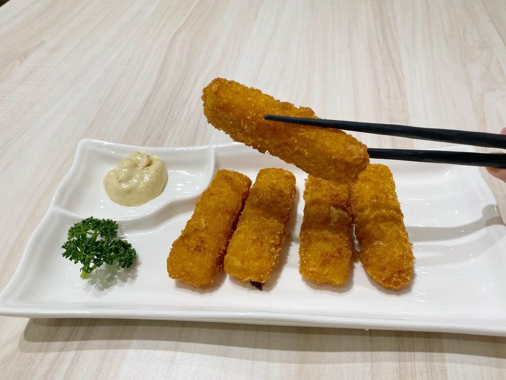 酥炸鱈魚條＄135