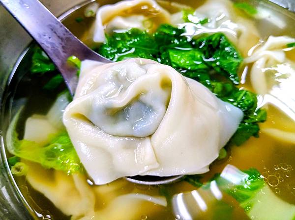 張家麵館(~招牌上海排骨菜飯/每天一鍋賣完等明天