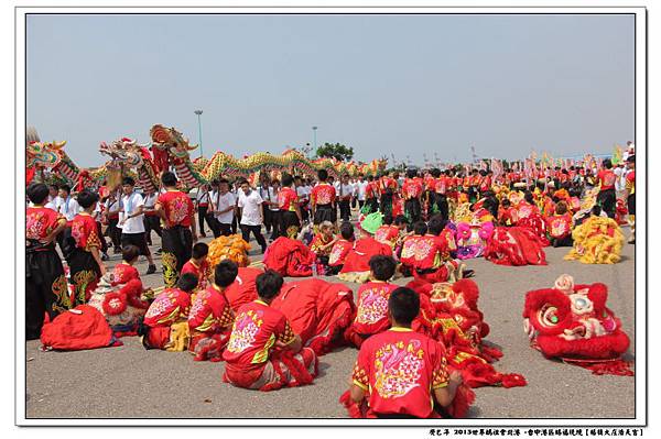 2013世界媽祖會北港 -台中港區賜福 繞境(40).JPG