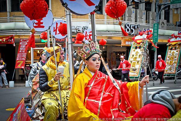 新北市板橋埔墘金龍團 文衡聖帝 謁祖回鑾 奉安寶座遶境大典 (19).jpg