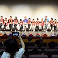 嘉義縣原住民多元永續發展協會的學童應邀演出特色舞蹈.JPG