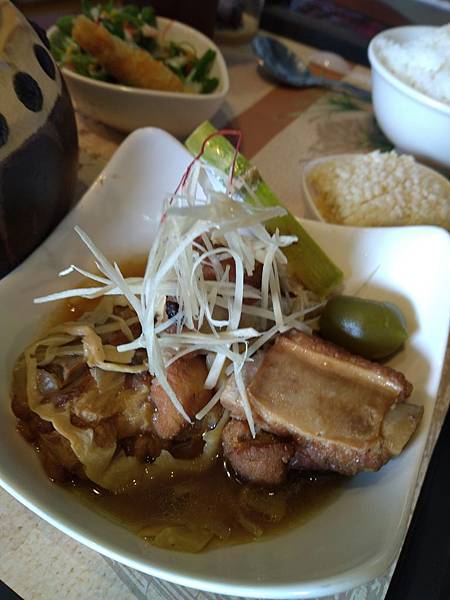 IMG_20191011_121539.jpg IMG_20191011_121539.jpg