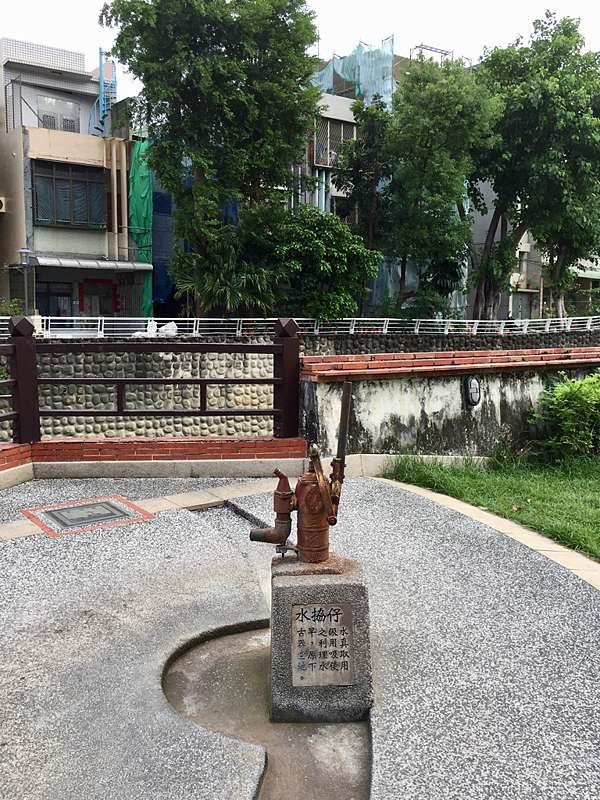 高雄市鳳山區 鳳山縣城古蹟巡禮 18 10 01 碧兒的足跡 痞客邦