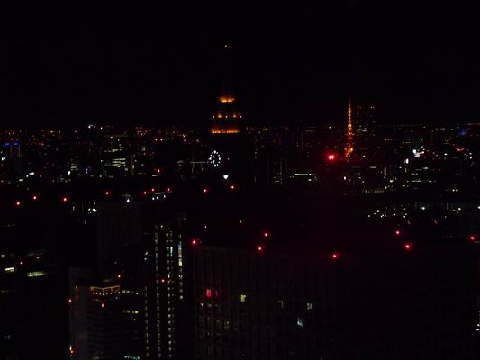 不同角度的新宿夜景