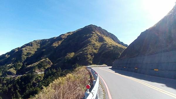 LINE_ALBUM_合歡東峰_221230_1.jpg LINE_ALBUM_合歡東峰_221230_1.jpg