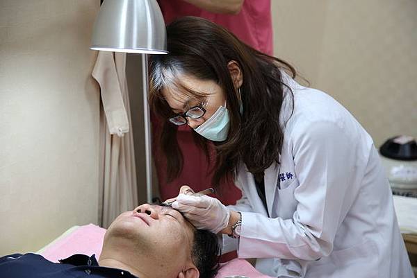 貓大爺-皺眉紋 (18) 貓大爺-皺眉紋 (18)