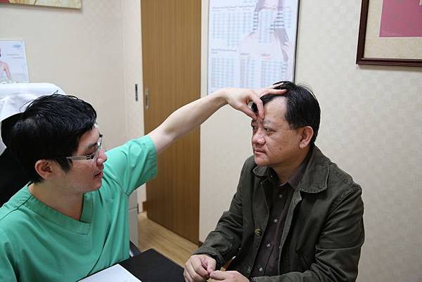 貓大爺-皺眉紋 (8) 貓大爺-皺眉紋 (8)