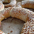 德國羊角芝麻麵包