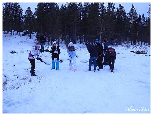 【芬蘭●拉普蘭LAPLAND】DAY3- ICE FISHING●體驗冰上釣魚、蓋冰屋●在惡劣的極地求生存