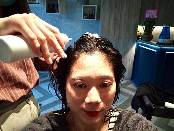 居髮廊hair salon