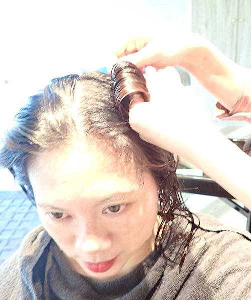 居髮廊hair salon