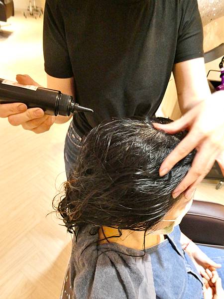 居髮廊hair Salon新莊店