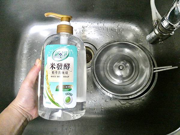 新淨米發酵精萃洗碗精&新淨米發酵液+小蘇打洗衣精