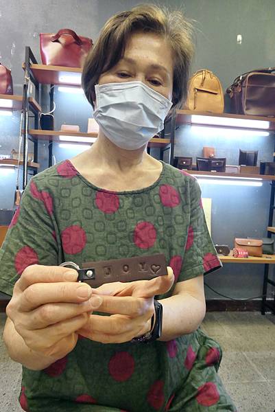 DOZI皮革手作-量身打造設計師皮帶與皮革手作DIY