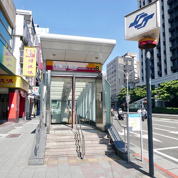 台式沙威瑪,西貢咖啡,慶三號,台北天祥店,早午餐,西門町,炭烤吐司,台北,中山,台北早午餐,中山早午餐,慶三號台北天祥店,慶三號烤肉倉庫早午餐,台北漢堡,中山漢堡,漢堡,西貢咖