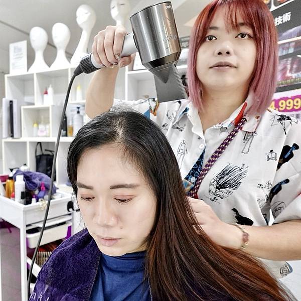 Ilnsist's Hair Salon