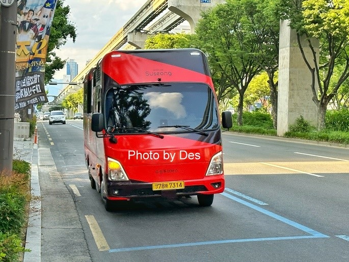 bus_13.JPG