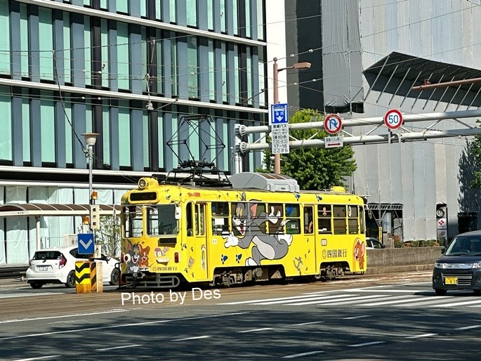 【遊記】日本．高知．木曜市(高知城下町縣廳前街路上的定期星期