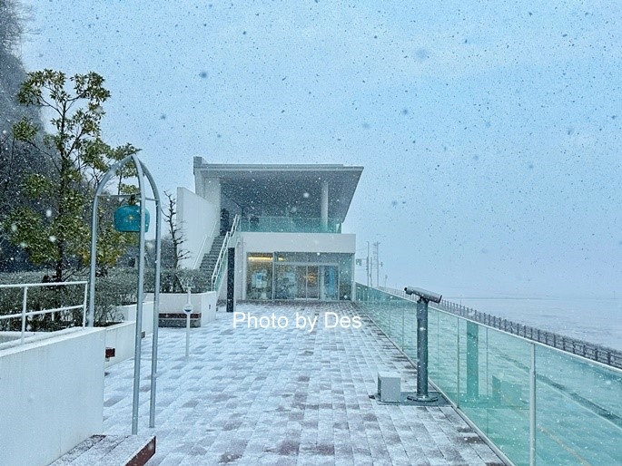 【遊記】日本．富山．道の駅 雨晴(複合式設施休憩餐飲眺望世界