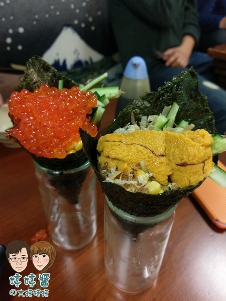 三味食堂 鮭魚卵手卷 海膽手卷 三味食堂 鮭魚卵手卷 海膽手卷