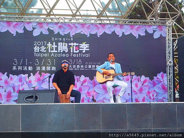 李明德+主持人 李明德+主持人