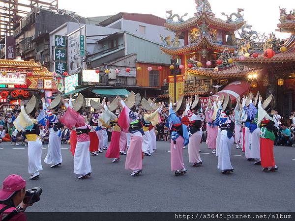 東京阿波蛹