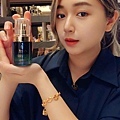 880550_0.jpg