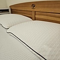 892509_0.jpg