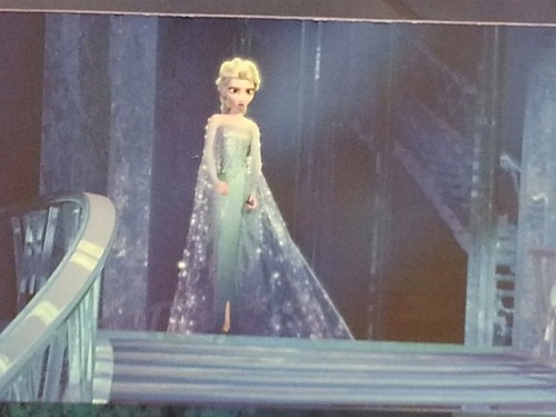 Elsa-frozen-35611634-500-375.jpg