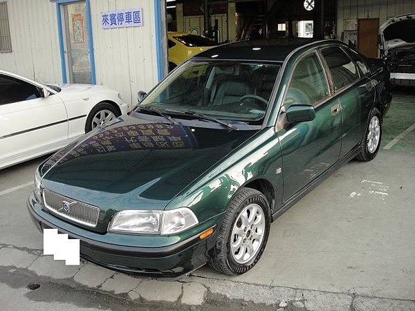 八益汽車烤漆-版金廠 2000年 富豪 Volvo S40 施工後2 (复制).JPG