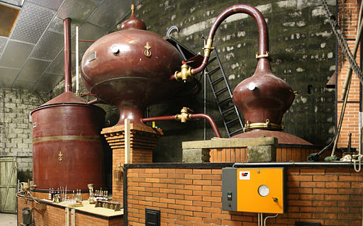 512px-Cognac_pot_still_-_20091205.jpg