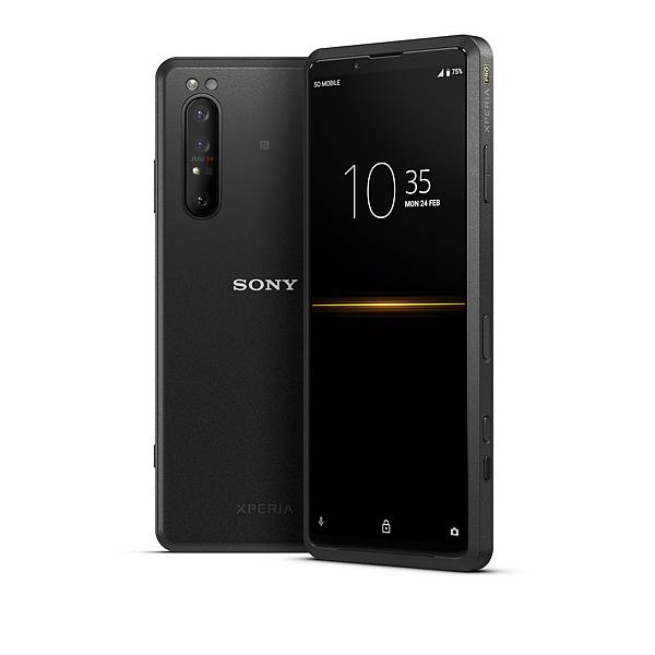 Xperia PRO_group_black_1