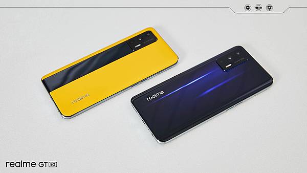 realme GT採用創新速度美學設計，以賽車為靈感發想，推出深海飛艇和曙光雙色(2)