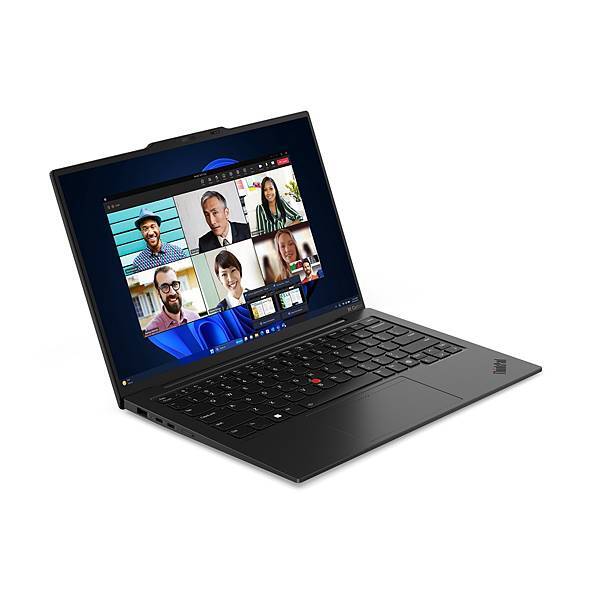 【新聞照片3】ThinkPad X1 Carbon迎來全面效能升級，包括改良的散熱和功耗管理，同時也為循環經濟做出貢獻。