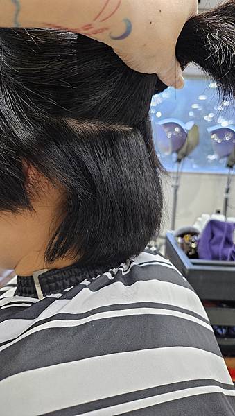 (中永和 / 美髮) 粗硬短髮想燙波紋捲