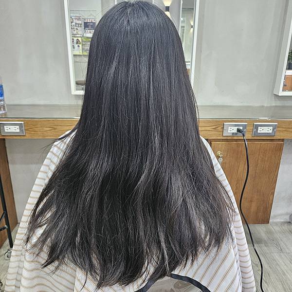 (中永和 / 美髮) 頭髮太直,想燙個自然的捲髮髮型