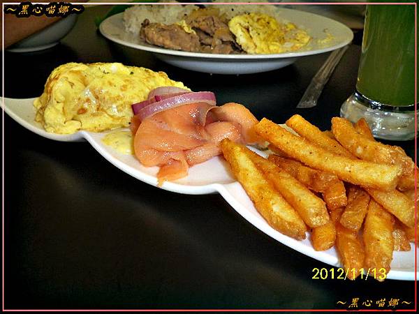 10煙燻鮭魚Brunch（美式炒蛋、煙燻鮭魚、美式脆薯）