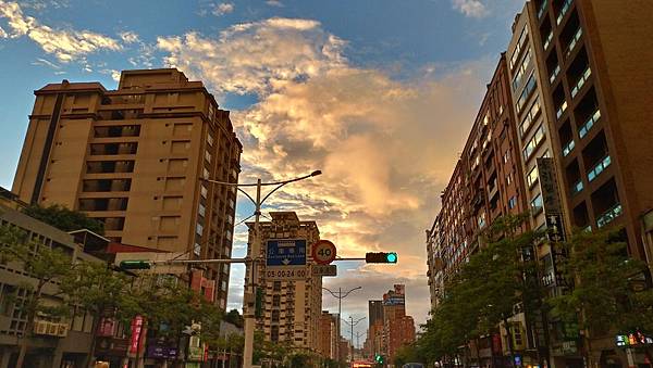 P_20180910_175626_vHDR_Auto_HP.jpg P_20180910_175626_vHDR_Auto_HP.jpg