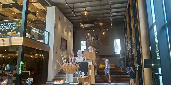 P_20190722_135038_vHDR_Auto_HP.jpg P_20190722_135038_vHDR_Auto_HP.jpg