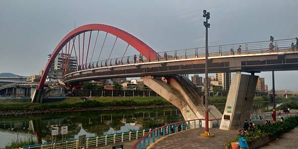 10彩虹橋外觀.jpg 10彩虹橋外觀.jpg