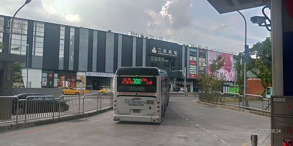 雙節車背影.jpg 雙節車背影.jpg