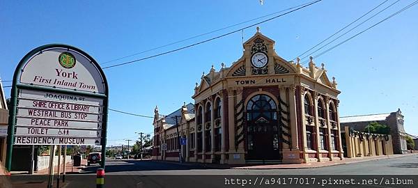 DSC_2359.JPG DSC_2359.JPG