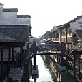 L1000573.jpg