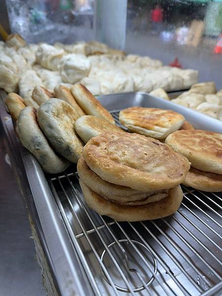 台北士林水煎包💓台北小吃酸菜筍味道夠💓大安區下午茶絲瓜水煎包