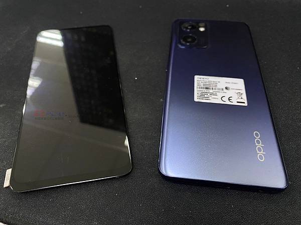 OPPO RENO7更換液晶面板.jpg