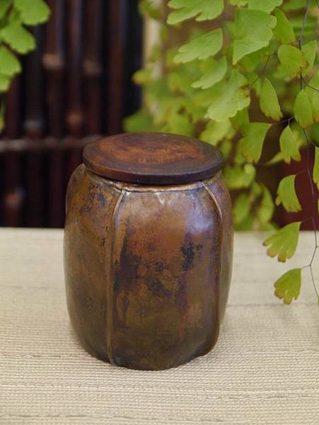 手打銅木蓋小茶罐2-4.JPG 手打銅木蓋小茶罐2-4.JPG