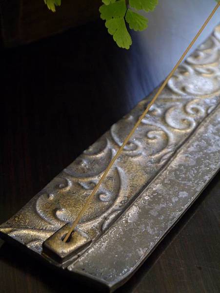 墨金線香盤-3.JPG 墨金線香盤-3.JPG
