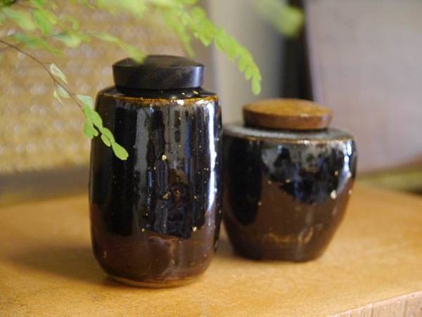 醬秞木蓋茶罐-1.JPG 醬秞木蓋茶罐-1.JPG